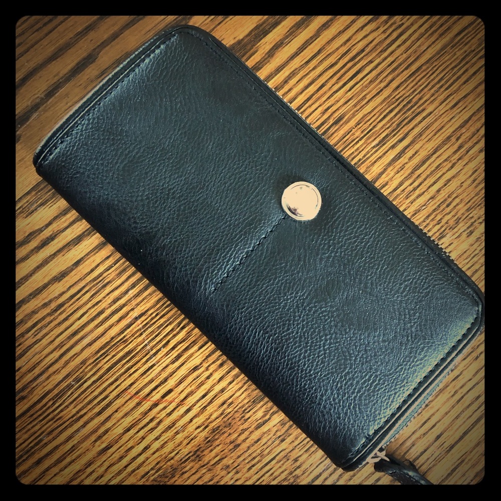 Black Wallet